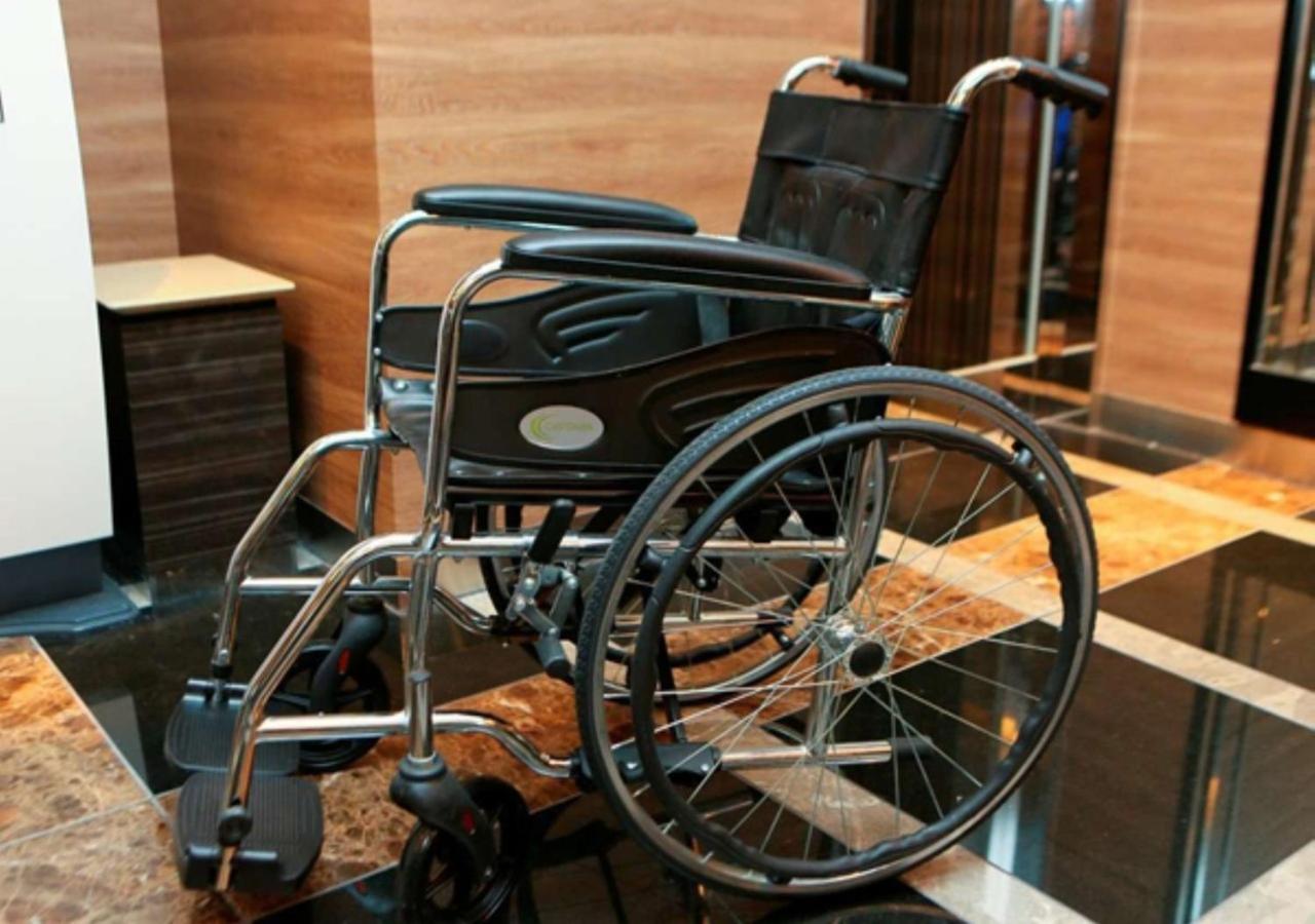 Apa Hotel Hachioji Eki Nishi Bagian luar foto